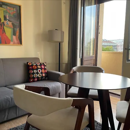 Two Bedroom Student Square Apartment Belgrade
