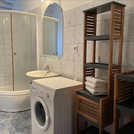 Two Bedroom Student Square Apartment Belgrade
