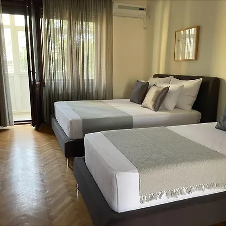 Two Bedroom Student Square Apartment Belgrade